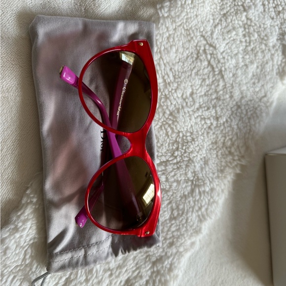Authentic Dior Red and Pink Cat Eye Sunglasses - Picture 4 of 8